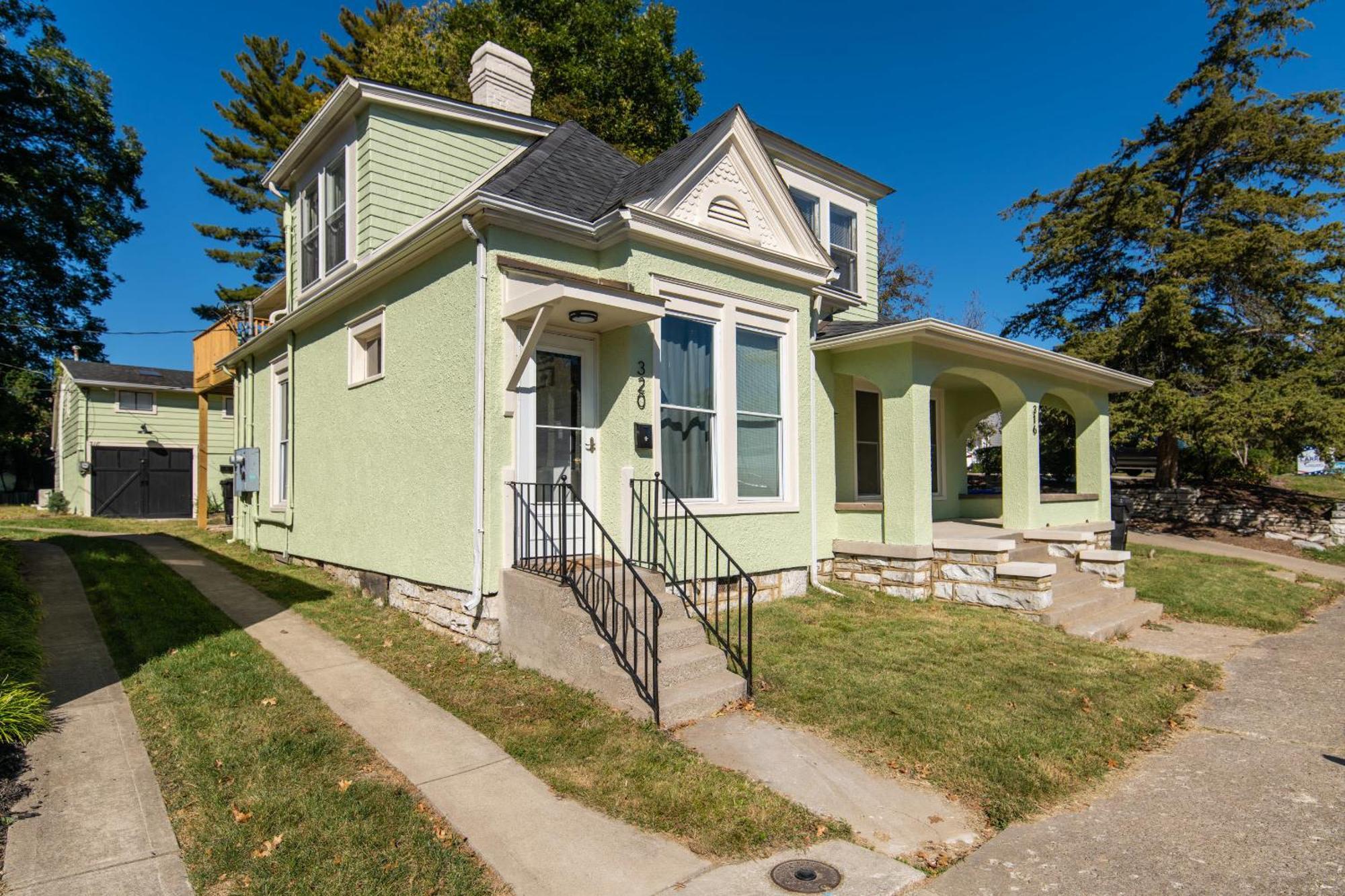 Garden On Capital-Bourbon & Horse Country Apartment Frankfort Exterior photo